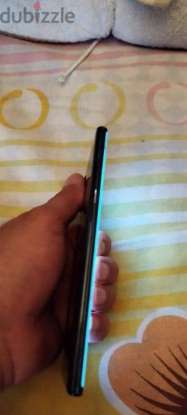 Samsung Note 10 plus بعلبته و لم يتم عمل اى صيانه 1