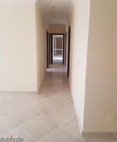 Apartment for sale in South Lotus, 270 meters, fully finished, with a garden of 160 meters