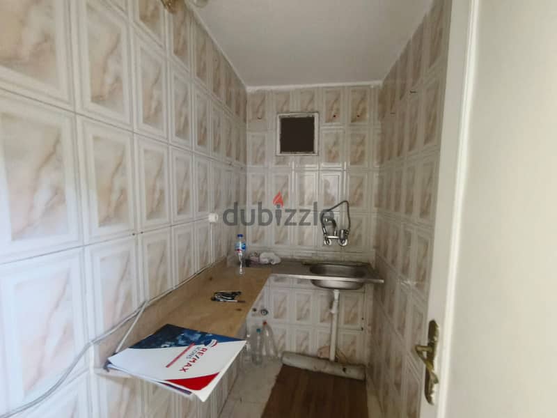•Apartment for sale, 90 square meters net Branched from Sultan Hussein, near Al Shallalat Park and Fouad Street (Alhay Elatine) 4