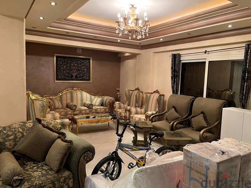 "A duplex for sale, 400 square meters, in Al Banafseg 1 Villas in the First Settlement. "دوبليكس للبيع مساحة 400م في فيلات البنفسج1 في التجمع الاول 1
