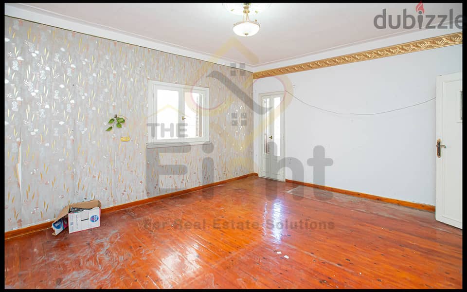 Apartment For Sale 210 m Sporting ( Directly on the tram) 3