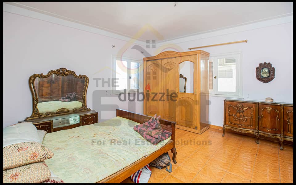Apartment For Sale 210 m Sporting ( Directly on the tram) 8
