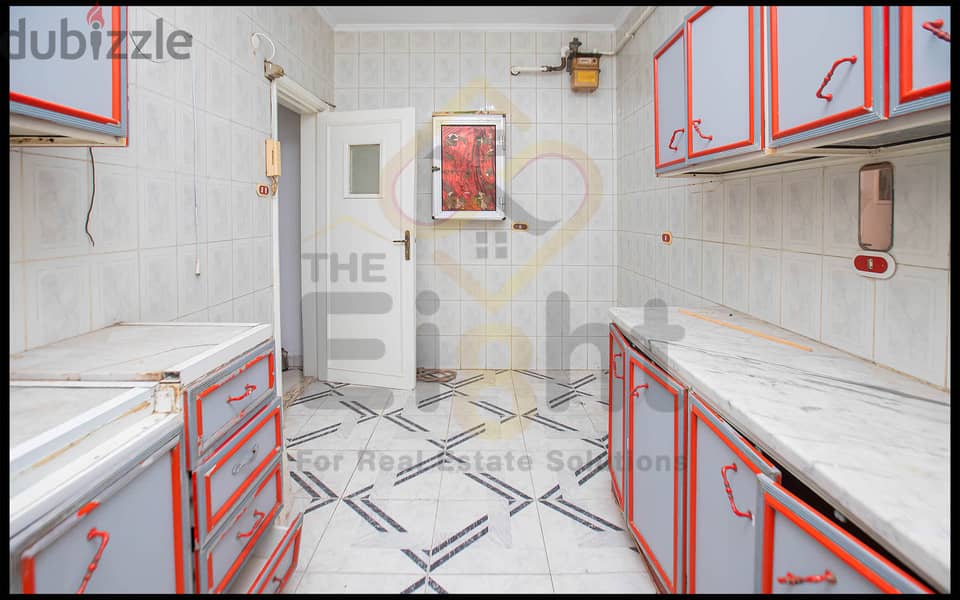 Apartment For Sale 210 m Sporting ( Directly on the tram) 19