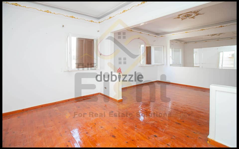 Apartment For Sale 210 m Sporting ( Directly on the tram) 22