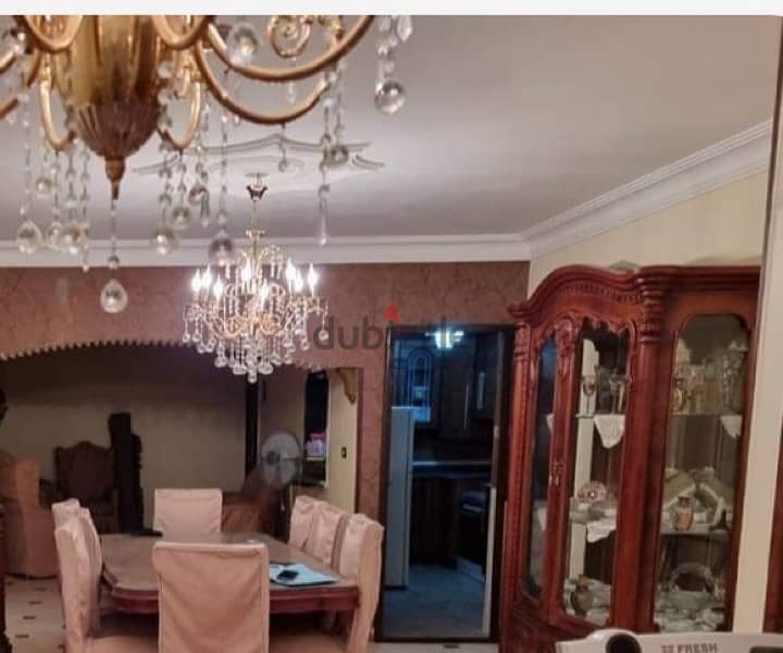 full dining room excellent condition 0