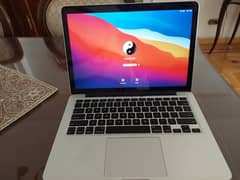 Macbook Pro 13 inch (late 2013) 256GB and 8GB ram used like new