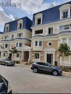 For sale in installments, an apartment of 140 meters (immediate delivery) in the heart of the Fifth Settlement in Mountain View Hyde Park