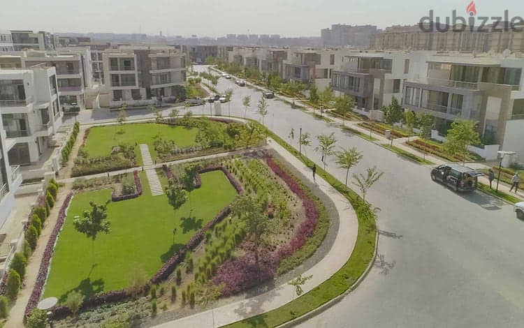 Garden apartment  for sale 131m in installments down payment of million Taj City First Settlement next to Madinaty in front of Cairo Airport 110% disc 17