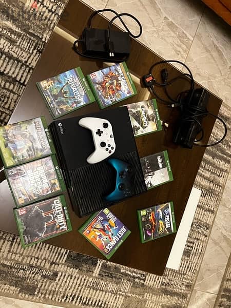 X box one, 1TB + 9 games + kinect + 2 controllers 7