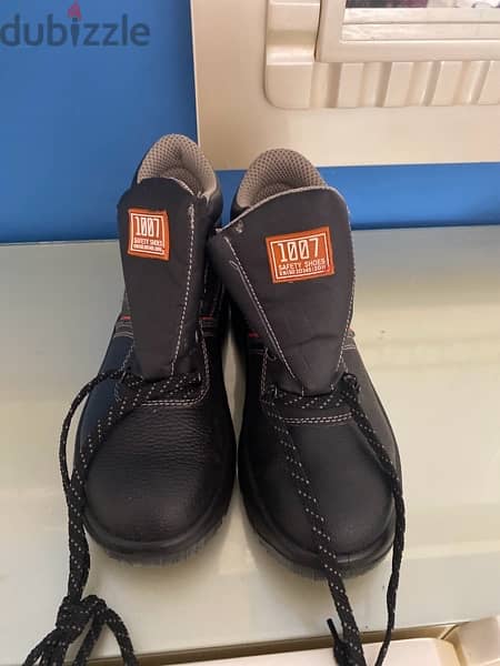 safety shoes Pezzol جديد 1