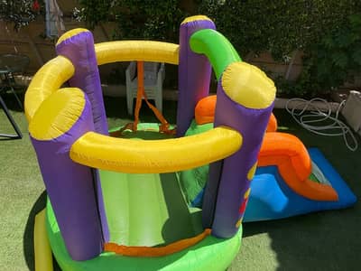 Kids garden jumping castle