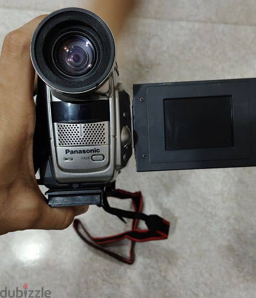 camera 10
