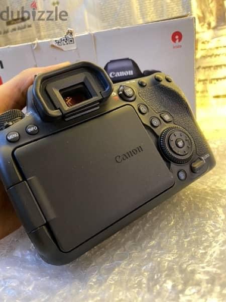Canon 6D ii 1