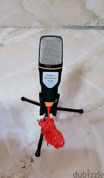 Condenser Microphoneمايك 
SF-666
ميكروفون كوندنسر بالحامل الخاص به 4