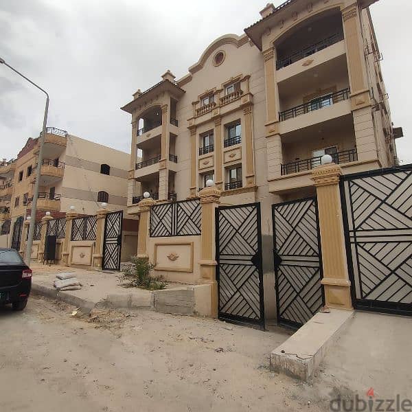 شقة للبيع ٢٣٥ متر٢ استلام فوري دور رابع على محور جمال عبدالناصر الحي١١ 4