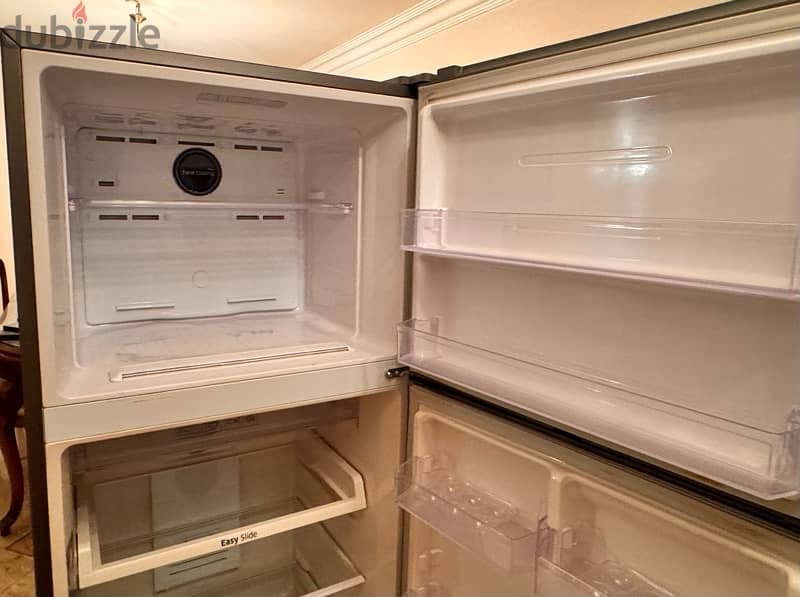 Home Refrigerator with Freezer 0