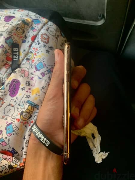 iPhone XS Gold 4