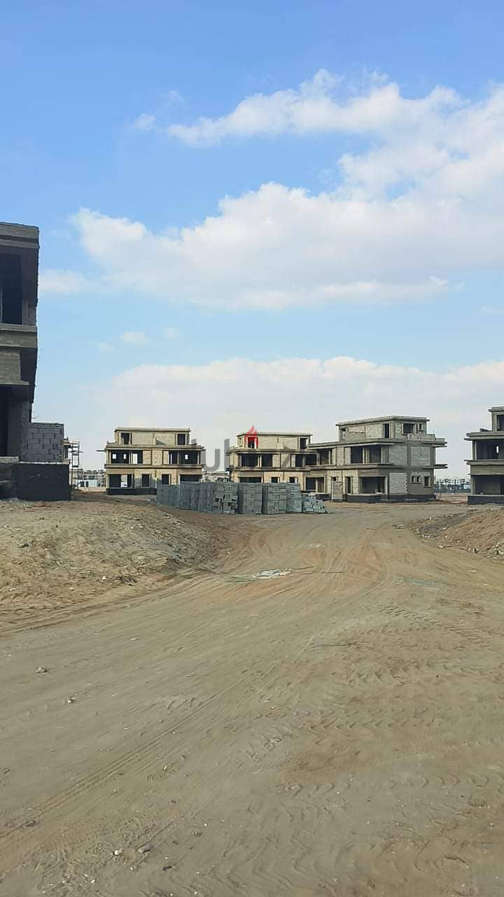 Apartment for sale in compound IL Bosco city ( Mostakbal City) by Misr Italia Properties  , Apartment's area is 134 Meter ,installments over 9 years. 9