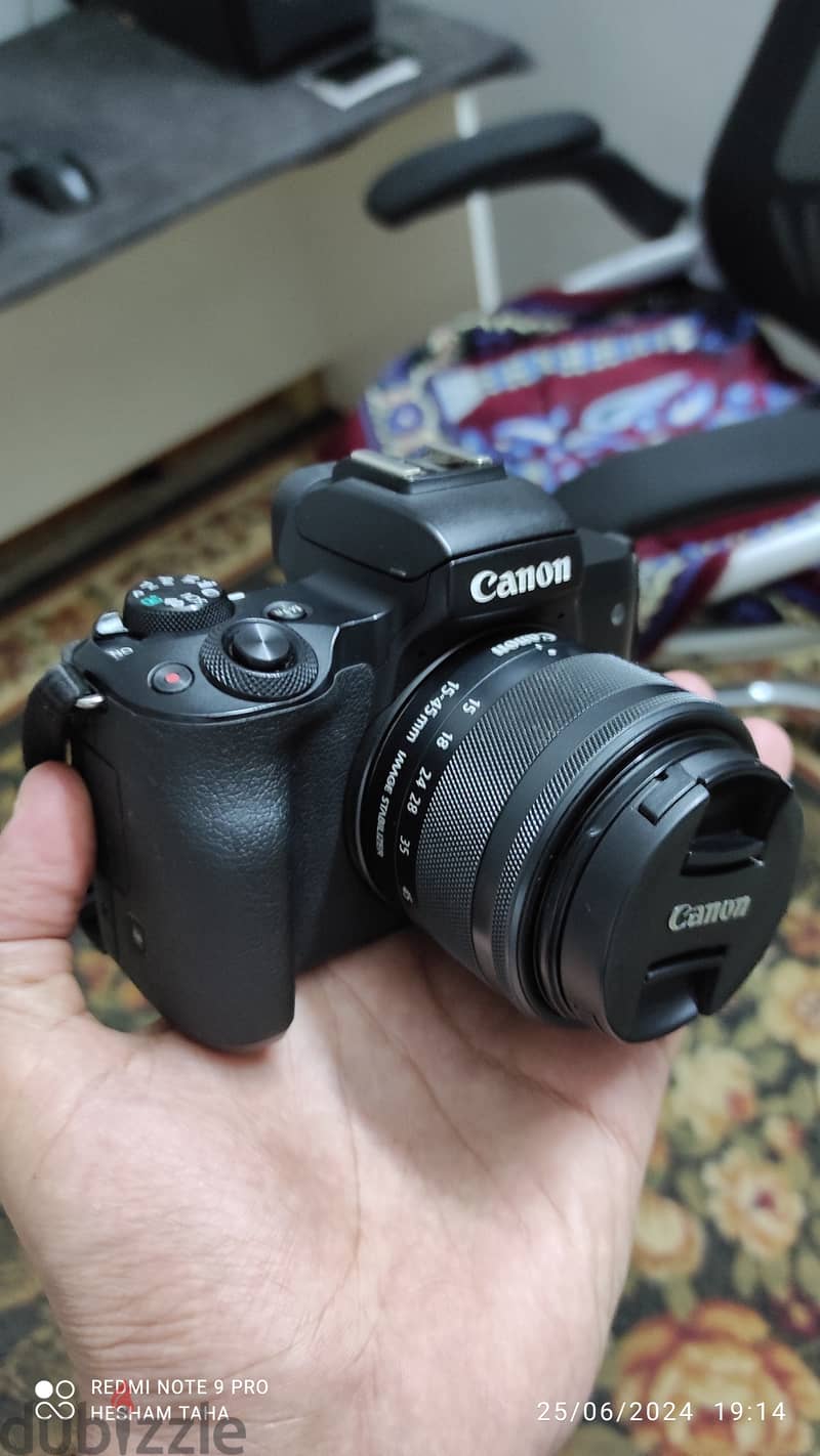 كاميرا كانون M50 مستعملة استعمال خفيف للمناسبات فقط  Canon M50 2