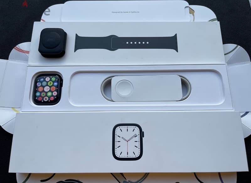 Apple Watch Series 7 (45mm) Midnight Excellent Condition + Full Box 5