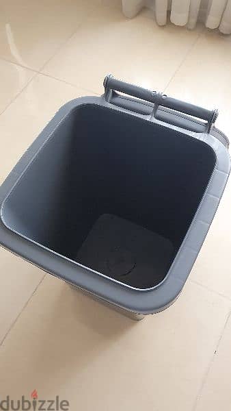 Kitchen trash bin storage 60 litres 2