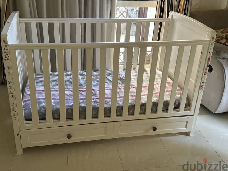 سرير اطفال مع المرتبة mothercare 2