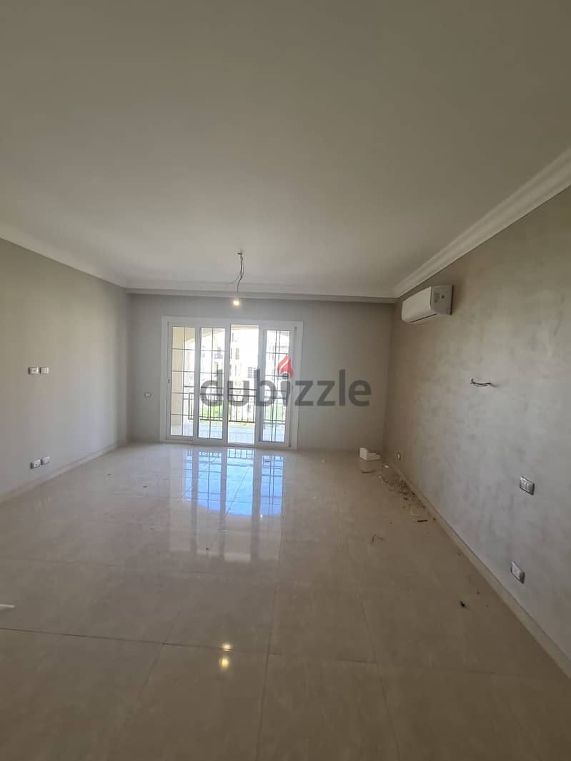 Apartment 140m semi furnished  with AC's and kitchen for rent in Regent's park compound 1