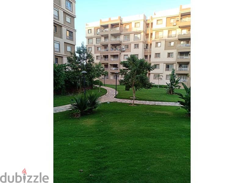 Apartment for Sale in Madinaty - 128 sqm Ground Floor with 55 sqm Private Garden, Wide Garden View, B6, Opposite Services 0