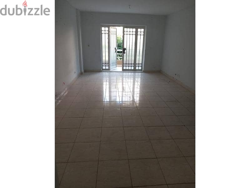 Apartment for Sale in Madinaty - 128 sqm Ground Floor with 55 sqm Private Garden, Wide Garden View, B6, Opposite Services 4