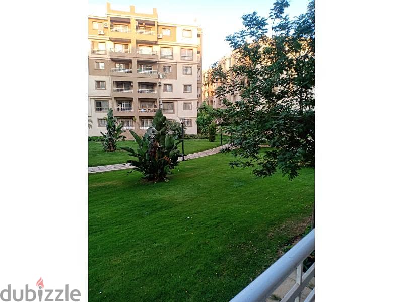 Apartment for Sale in Madinaty - 128 sqm Ground Floor with 55 sqm Private Garden, Wide Garden View, B6, Opposite Services 12