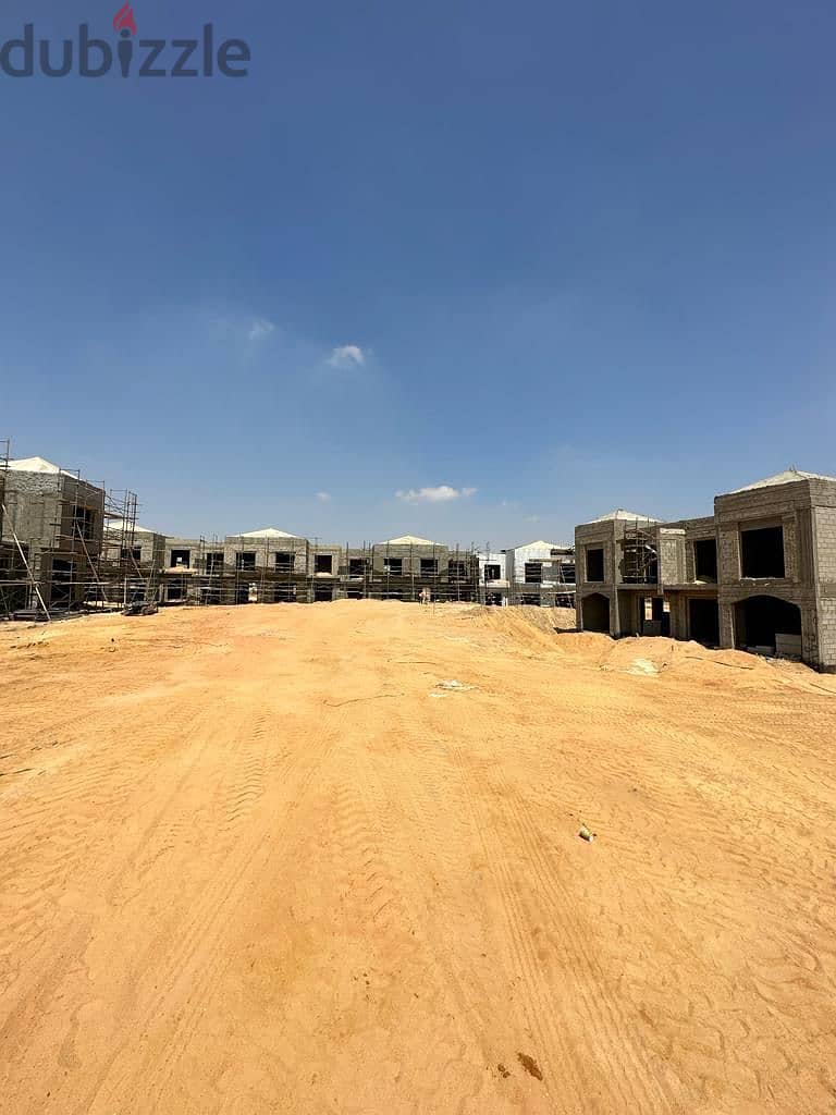 fully finished &ready to move apartment in sheikh zayed -DORRA- village west 14
