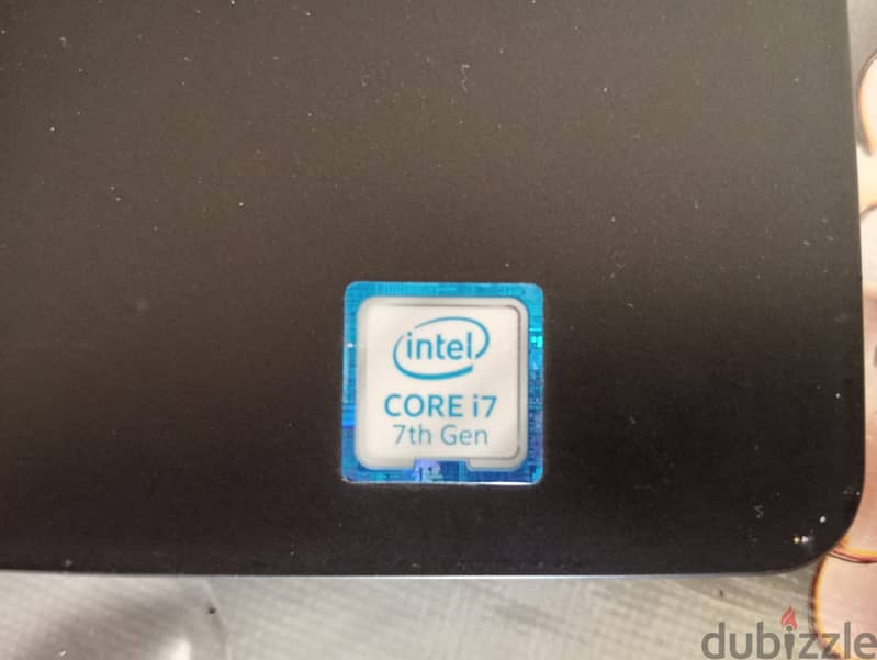 Dell Latitude 5580 Laptop with Intel Core i7-7280HQ 3