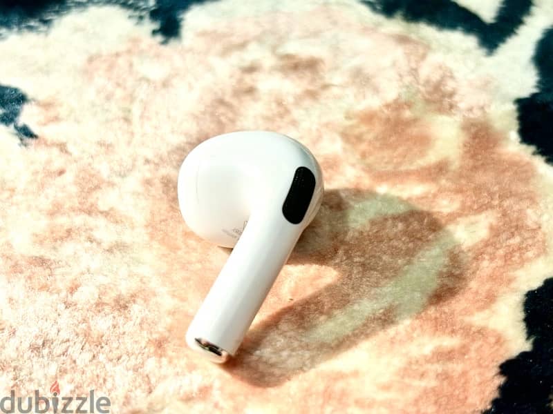 AirPods 3 left side only 2