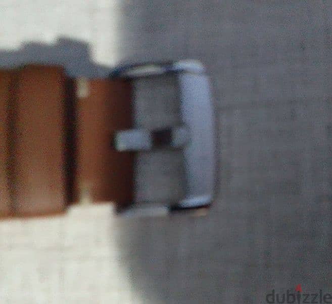 Huawei watch gt 4  أستعمال يومين بحاله جديده سعر لقطه احتياج المال 2
