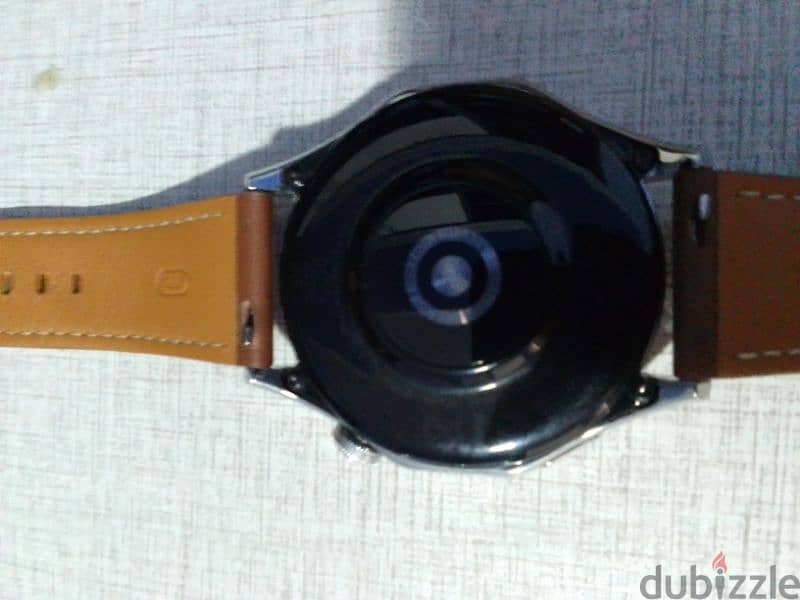 Huawei watch gt 4  أستعمال يومين بحاله جديده سعر لقطه احتياج المال 9