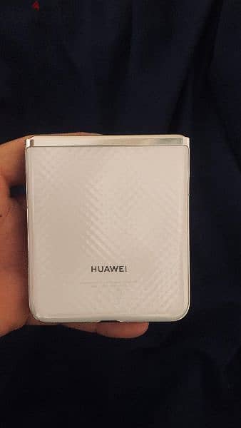 Huawei  P50 Pocket fold 3