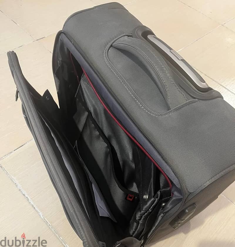 Samsonite Wheeled Business Case [SYNCONN Rolling Tote] 2