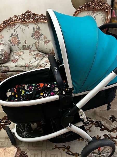 Stroller baby giggles and carrycot with cushion like new 2