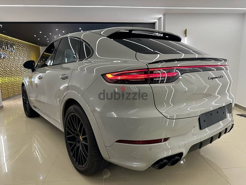 Porsche Cayenne gts 2022 5