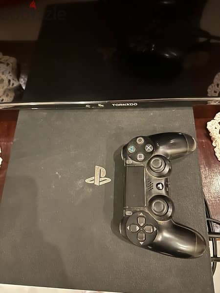 PlayStation 4 Console Pro 1TB - Used 2