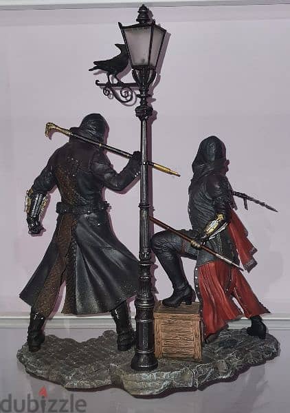 Ubisoft  Assassin's Creed Syndicate Jacob & Evie Frye statues 1