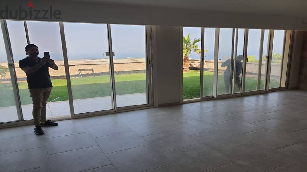For sale, ground chalet with garden, 59 sqm, Sea View, in Ain Sokhna, delivery at the end of the year 0