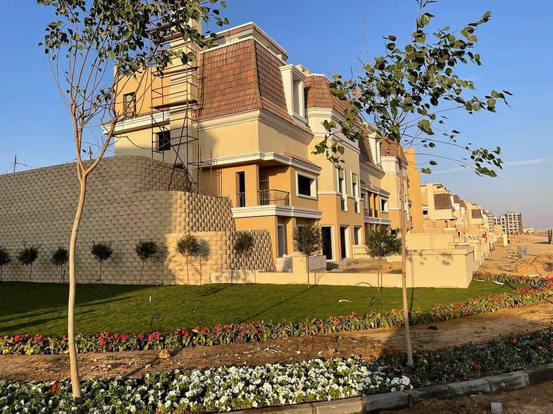 With a 42% cash discount, I own a luxury villa with a private garden at a snapshot price in Sarai Compound, next to Madinaty and Daqayeq, Fifth Settle 7