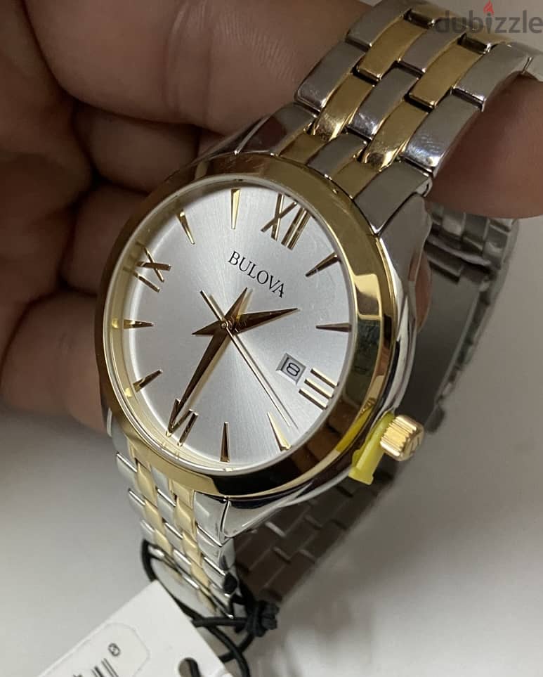 جديده لم تستعمل اطلاقا بالعلبه والكتالوج والضمان Original BULOVA Quart 6