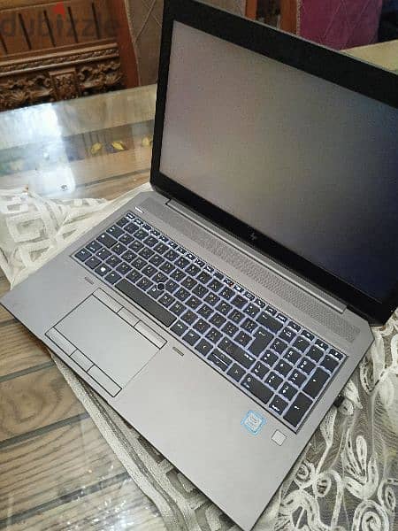 HP zbook G5 laptop لابتوب 1