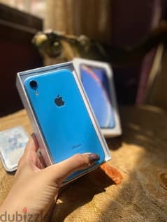 IPhone XR 128 blue with box