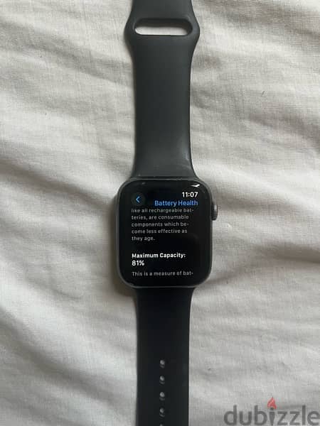 Apple Watch Seies 4  44mm from Dubai 1