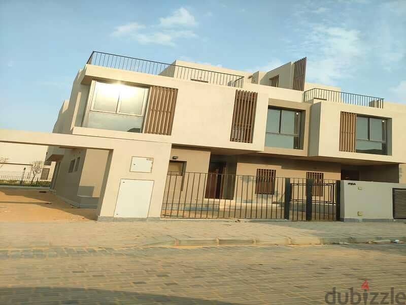 Ready to move Standalone Villa 250m for sale at prime location in Sodic East 1