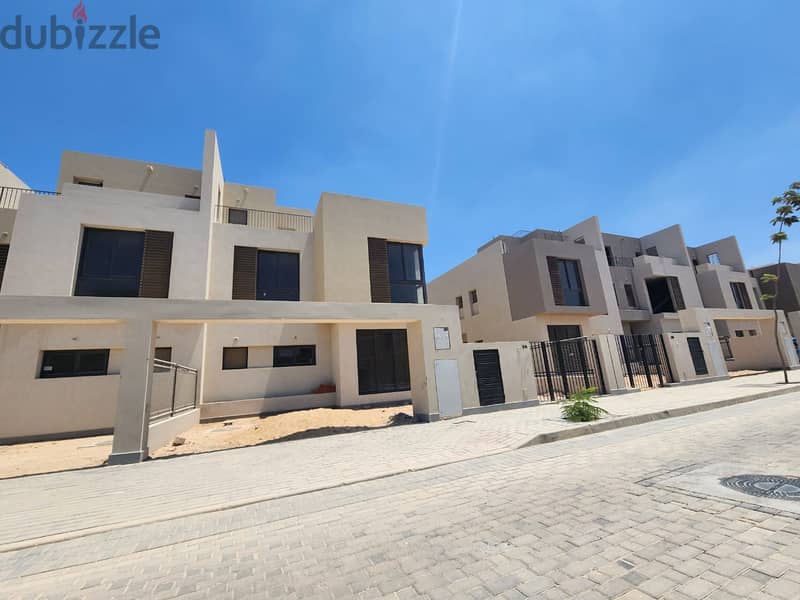 Twin House 245 m for sale with lowest price at SODIC EAST - NEW HELIOPLES 6