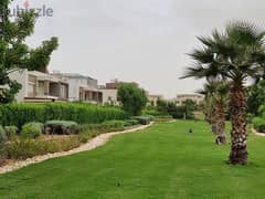 Resale in Palm Hills Palm Valley and ready to move - twin villa 260m on land 460m open view and at special price and location